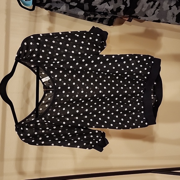 Aeropostale Tops - Black and white polka dot shirt Aeropostale size med